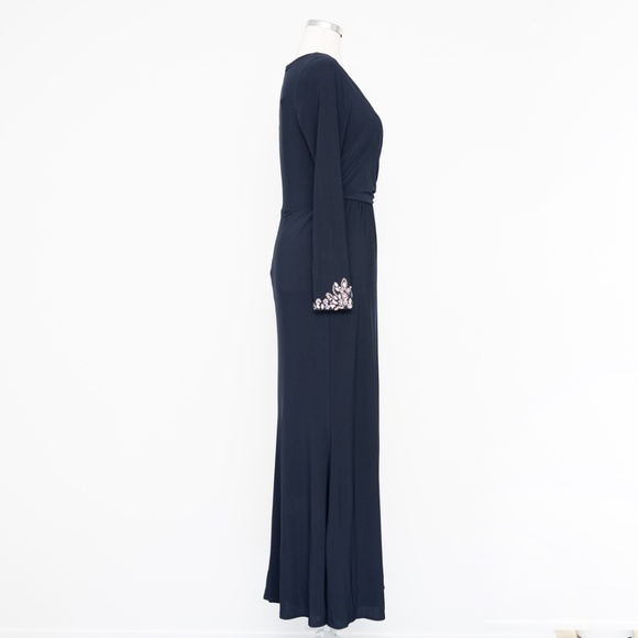 Betsy & Adam - Jersey Embellished Long-Sleeve Gown - Picture 4 of 13